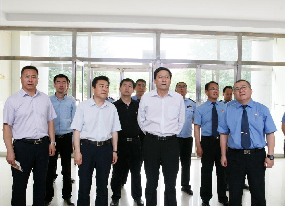 旗委书记陈华调研督导土默特右旗检察院扫黑除恶专项斗争工作